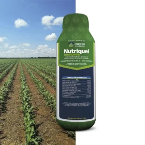 Envase de Nutriquel Menores, fertilizante agrícola soluble con micronutrientes quelatados que previene deficiencias y favorece el crecimiento saludable de los cultivos.